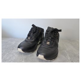 Chanel-sneakers-Noir