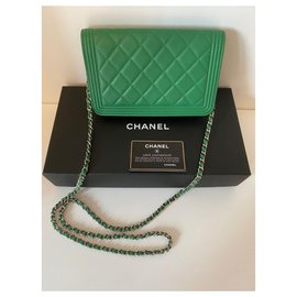 Chanel-Chanel-Grün