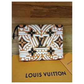Louis Vuitton-Artigos de toalete LV novo-Marrom