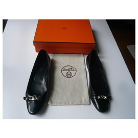 Hermès-HERMES Ballerines Liberty cuir vernis noires T40-Noir