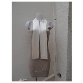 Fendi-Robes-Beige