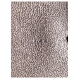 Louis Vuitton-Lockit-Pink