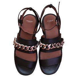 Givenchy Kettensandale Schwarz