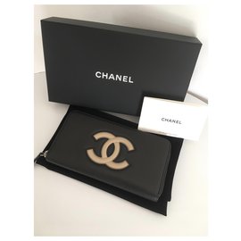 Chanel-Chanel grande carteira zipada-Preto,Bege