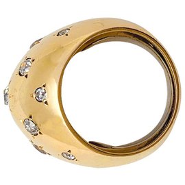 inconnue-Yellow gold and diamond dome ring.-Other