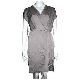 Diane Von Furstenberg Vestido de seda con efecto cruzado de DvF Mateo Gris