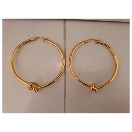 Céline-Earrings-Golden