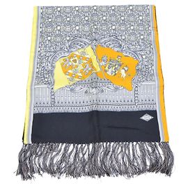 Bufanda Versace Gris