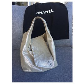 Chanel-Bolsos de mano-Plata
