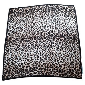 Autre Marque-Bufandas-Estampado de leopardo