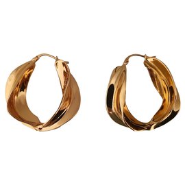 Céline-Earrings-Golden