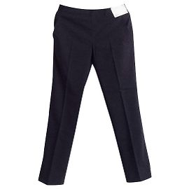 Neu mit Tag. Uniqlo schwarze Hose knöchellanger elastischer Bund. Größe S. Schwarz