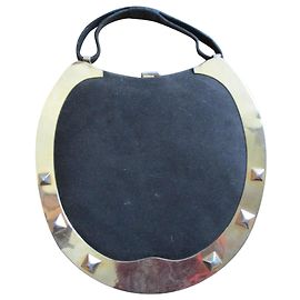 Autre Marque Minaudière cuir de veau noir. Noir Bijouterie dorée