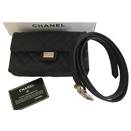 Uniforme Chanel  2,55 Bolsa de cinto caviar preto Preto
