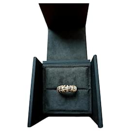 David Yurman Helena ring Silver hardware