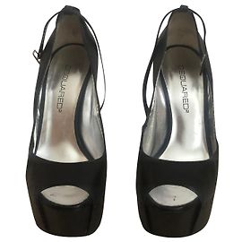 Dsquared2 Spinal Cord Peep Toe Pumps Black White Beige