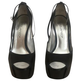 Dsquared2-Dsquared2 Spinal Cord Peep Toe Pumps-Black,White,Beige