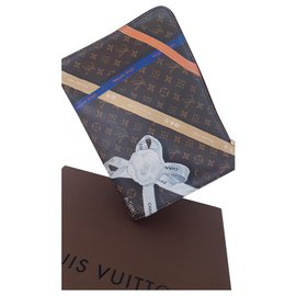 Louis Vuitton-embreagem vuitton-Castanho escuro