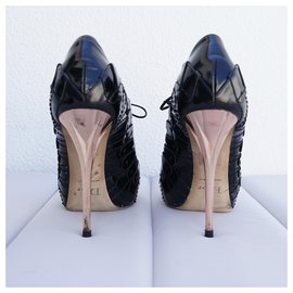 Dior-Heels-Black,Golden