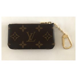 Louis Vuitton-Louis Vuitton key pouch in monogram canvas-Brown