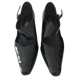 Russell & Bromley Schwarzes Patent Mary Janes Schwarz