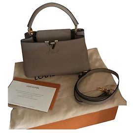 Louis Vuitton Capucines PM Color Galet Outro