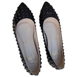 Christian Louboutin-Varnished spike-Black