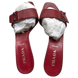 Prada Nouvelles mules en cuir Rouge