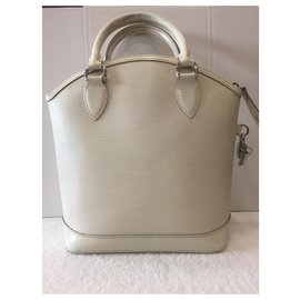 Louis Vuitton-Vertical lockit-White