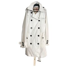 Burberry Brit Gabardinas Blanco