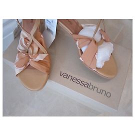 Vanessa Bruno Merida Sandals Beige Leather Beige