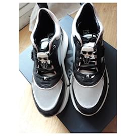 Karl Lagerfeld-Sapato de renda Aventur Lux Lthr-Multicor