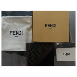 Fendi-Fendi flap wallet-Dark brown