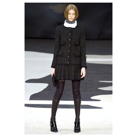 Chanel-NOVO 11Jaqueta K $ e vestido-Outro