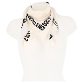 Lenço balenciaga Outro