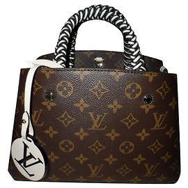 Louis Vuitton Montaigne Marrom