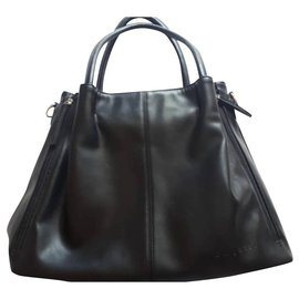 Bugatti Black Leather Handbag Black