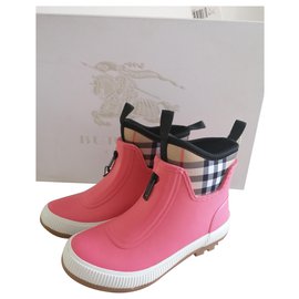 Burberry-Rain boots check-Pink