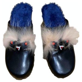 Fendi-Mules-Black