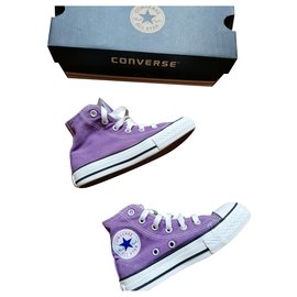 Converse-Klassisch-Lila