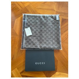 Gucci-Gucci scarf. New-Dark brown