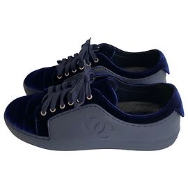 Chanel baskets en cuir / velours , bleu nuit . Taille 40,5 Bleu Marine