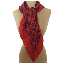 Yves Saint Laurent Serpenti Rosso