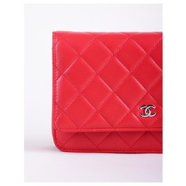 Chanel-WOC rotes Leder-Rot