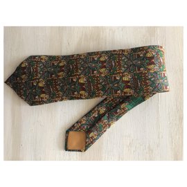 Hermès-hermes tie-Light green
