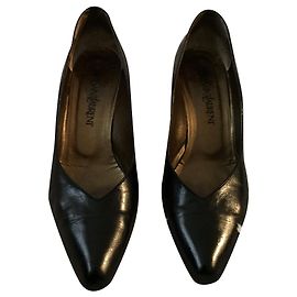 Décolleté vintage Yves Saint Laurent Nero