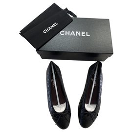 Chanel-CHANEL BALLERINES BALLERINE BALLETTE WOHNUNGEN MIT BOX Gesteppt-Schwarz