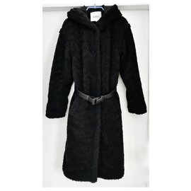 black bash lady coat Black
