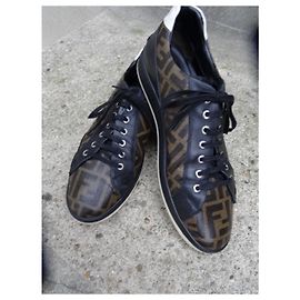 BASKETS FENDI HOMME Marron