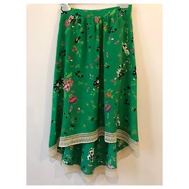 Zadig & Voltaire Jupe longue asymétrique plus courte devant que derrière Joslin Silk Uma de chez Zadig et Voltaire en soie taille 34 Vert